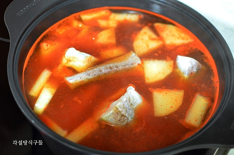 얼큰한 동태찌개 끓이는 법