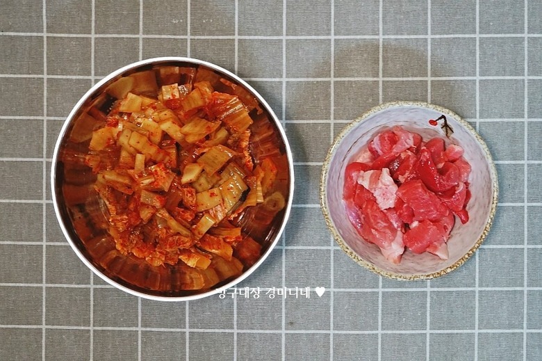 새마을식당 '7분김치찌개' 만드는 법
