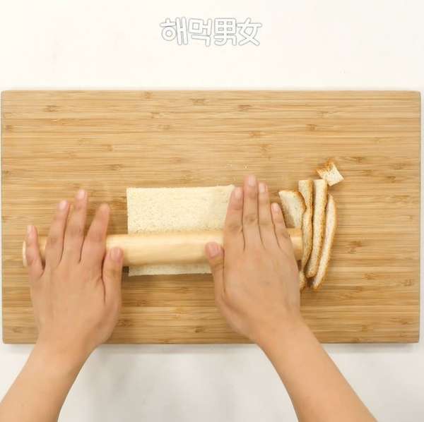 식빵으로 만드는 간단요리 식빵치즈스틱
