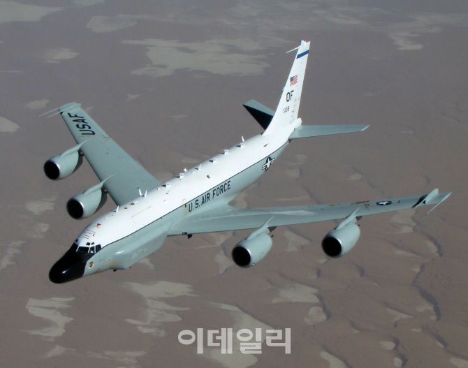 美, 대북 정찰 강화…RC-135W,