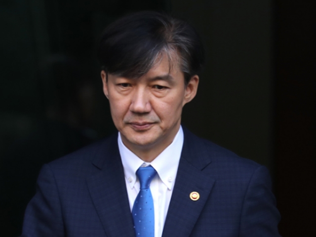조국 날 국뽕으로 불러도 좋다, 기꺼이 감수…코로나쇼크 또 다른 기회