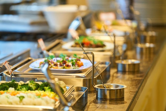 food-service-buffet-open-restaurant-nutrition (1).jpg