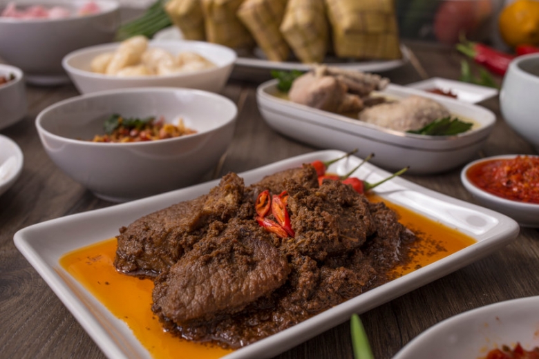 CNN선정, 전 세계에서 가장 맛있는 음식 1위인 인도네시아 른당