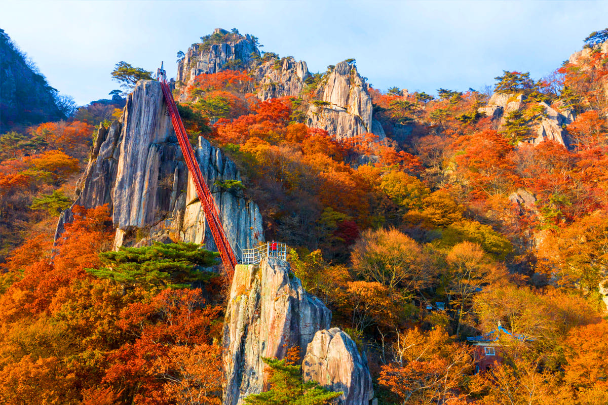 대둔산 삼선계단 전경