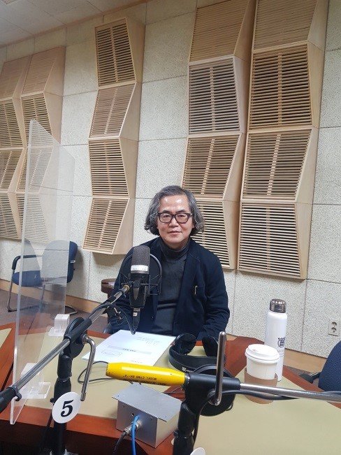 동아일보