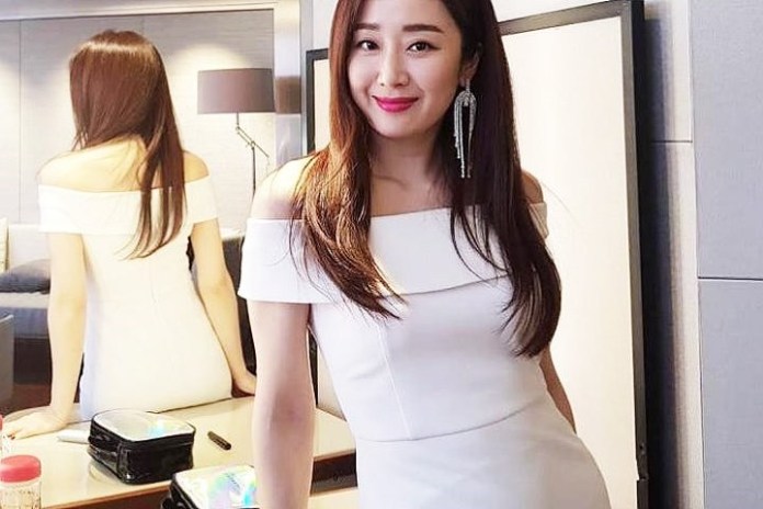 애 엄마 맞나요? 소리 절로 나오게 했던 사진 한 장