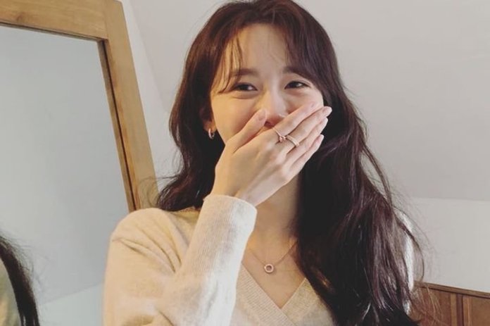무려 100여 명 남자 스타가 이상형으로 꼽은 여배우의 어릴 적 모습