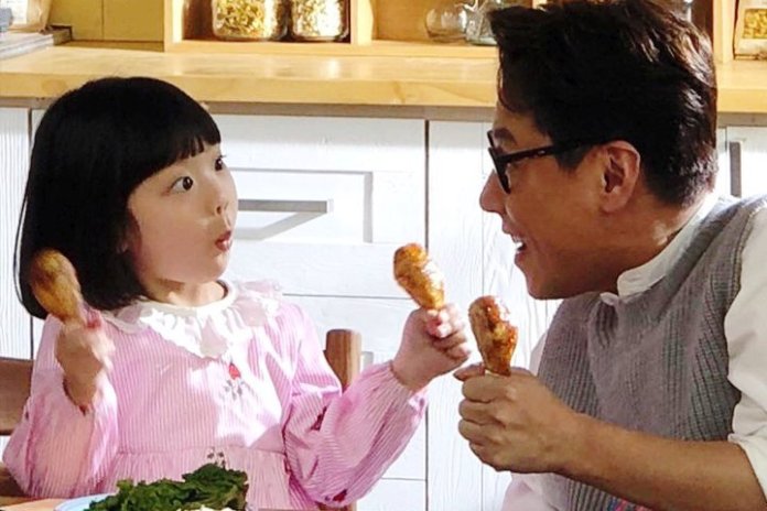 ‘이미 업계에선 유명했다’ 전국민 조카바보로 만든 꼬마의 정체