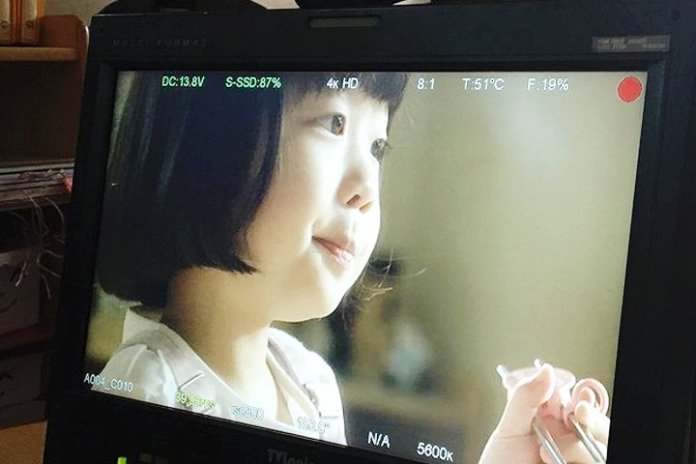 ‘이미 업계에선 유명했다’ 전국민 조카바보로 만든 꼬마의 정체