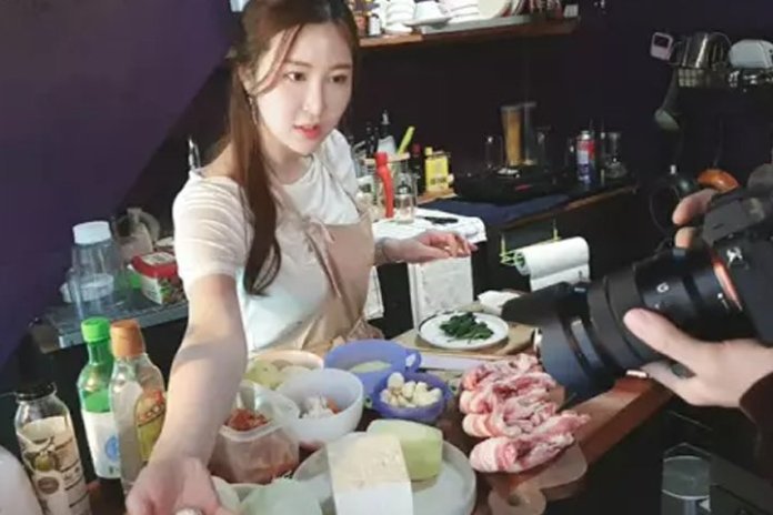 “슈퍼카에 명품까지”의혹 많던 골목식당 원테이블녀의 최근 근황