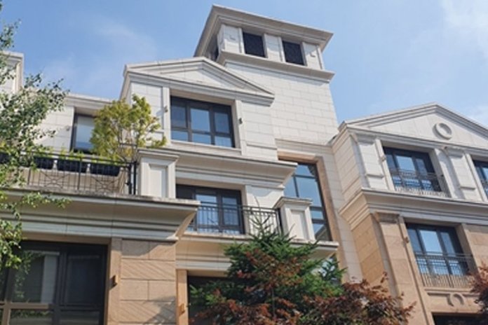 ‘등교차량이 롤스로이스’ 29살에 자산 900억 찍은 장근석의 근황