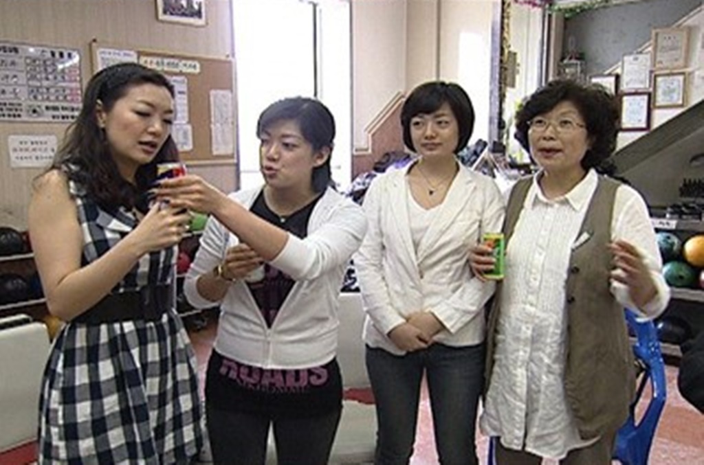 명문 예술가 집안에서 태어난 이 배우의 놀라운 커리어