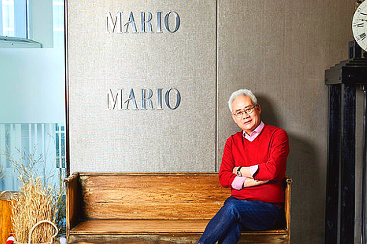 'MB 111억, 박근혜 67억' 대통령이 살던 집만 골라담는 아울렛 회장님 누구?