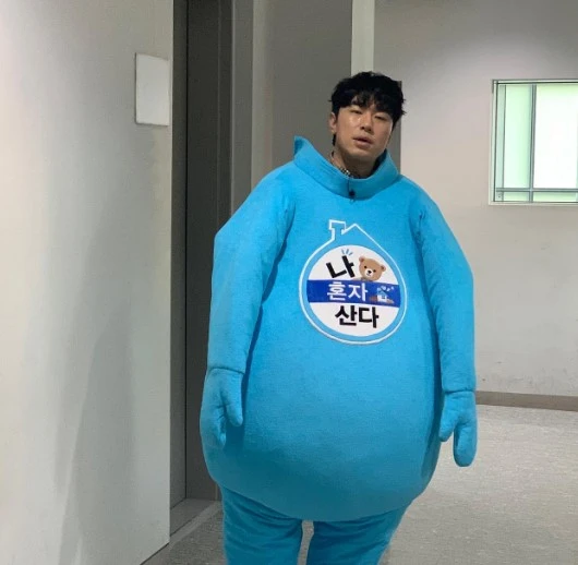 instagram@lee_si_eon