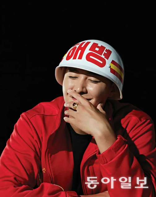 동아일보
