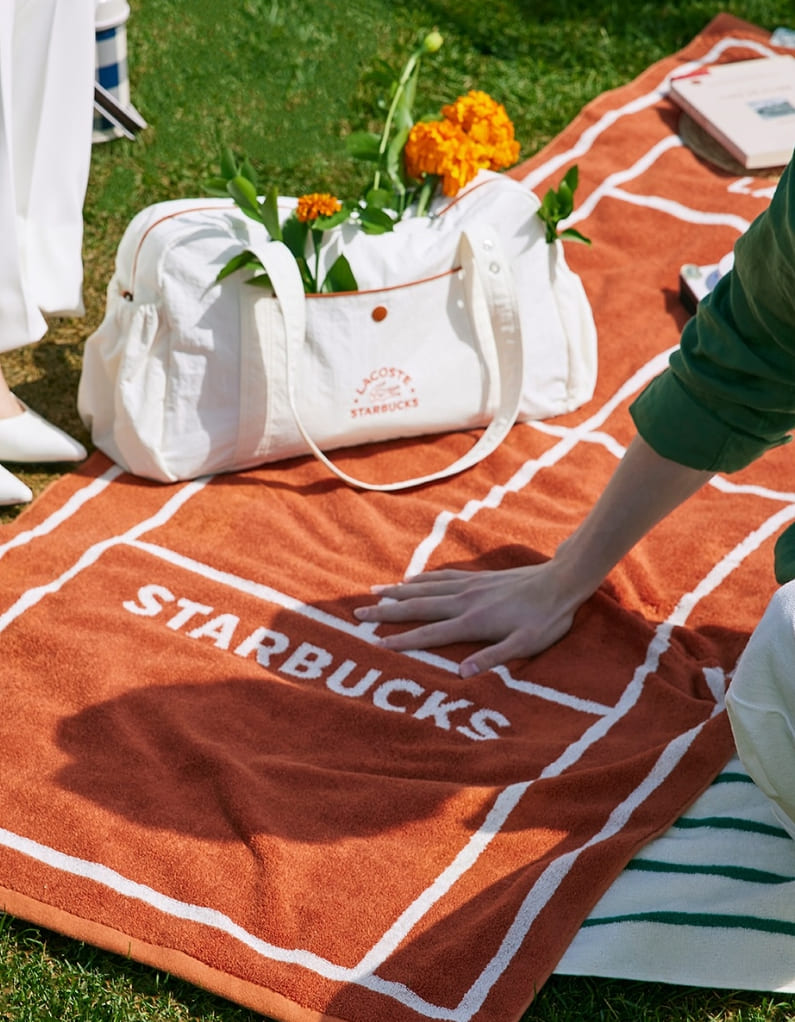 이미지 = @starbuckskorea
