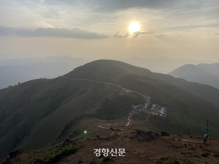 경향신문