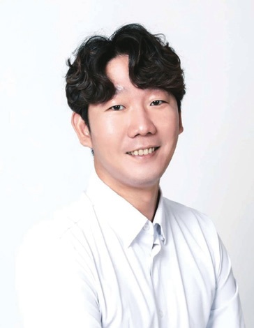 양우휘 교수<p>· 차 의과학대학교 스포츠의학대학원 교수<p>· 차 의과학대학교 일반대학원 의학과 교수<p>· 쾰른 독일체육대학교 운동과학 박사학위 취득(2013~2018)<p>· 쾰른 독일체육대학교 운동과학 및 코칭 석사학위 취득(2010~2012)<p>· 쾰른 독일체육대학교 스포츠 및 퍼포먼스 학사학위 취득(2008~2010)