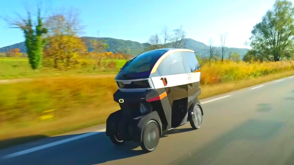 French start-up microelectric car (2)