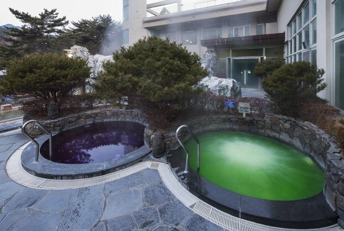 덕구온천 / 사진=한국관광공사@TourAPI