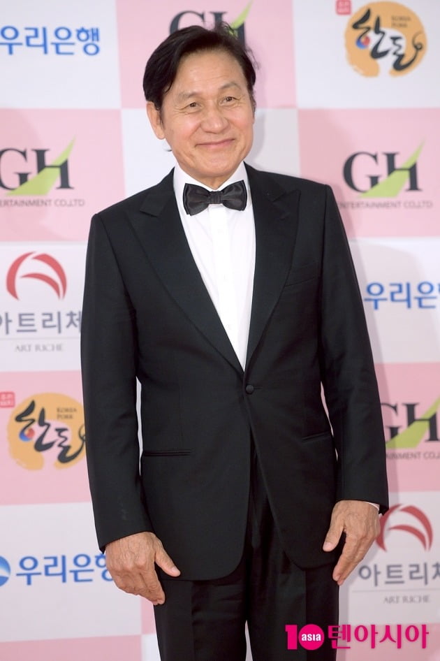 텐아시아