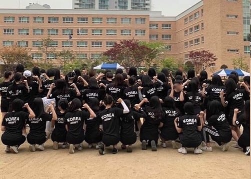조선일보
