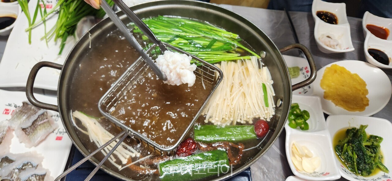 갯장어 샤브샤브/사진-투어코리아