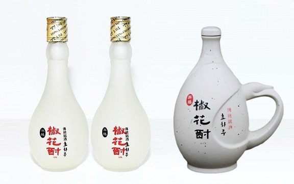  초화주.  이 술은 그 역사가 700년 이상 거슬러 올라가는 깊은 전통을 자랑한다.  / 연합