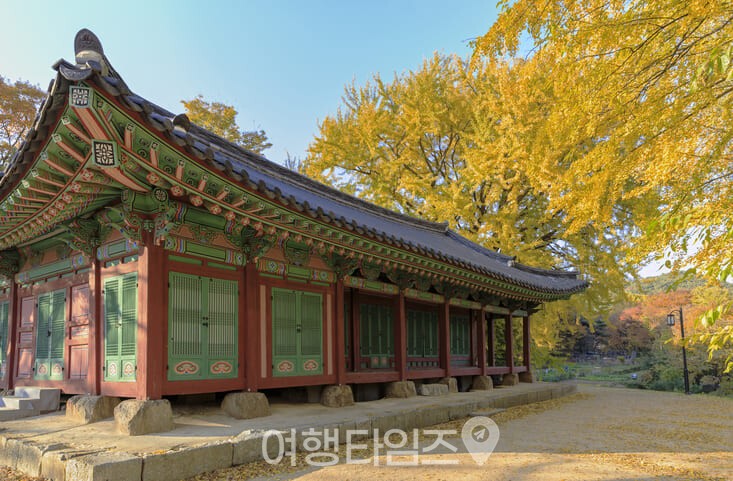 가을 단풍이 스며들고 있는 남한산성 / 사진=게티이미지뱅크