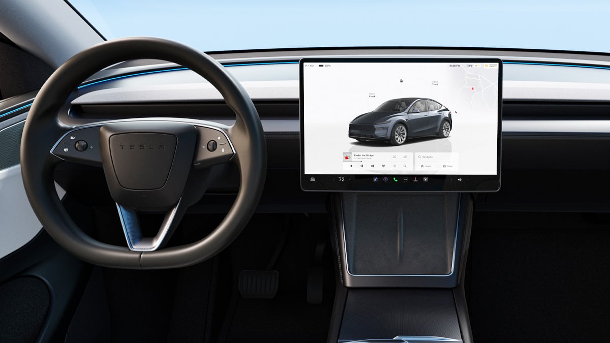 테슬라 실내 터치스크린