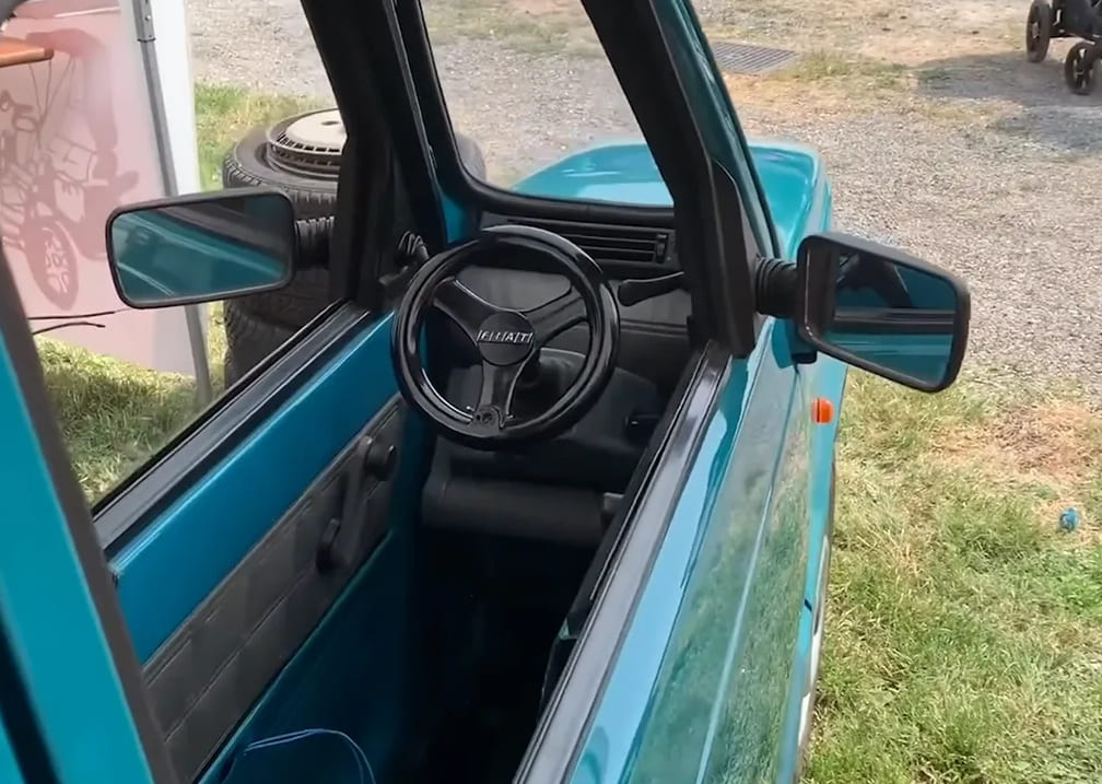 YouTube 'foxtrotuniform8325'