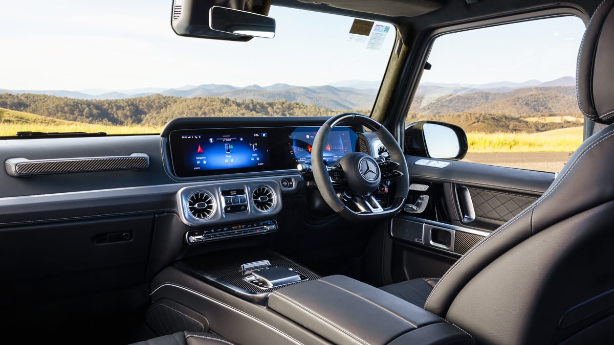 메르세데스 AMG G63 실내 운전석