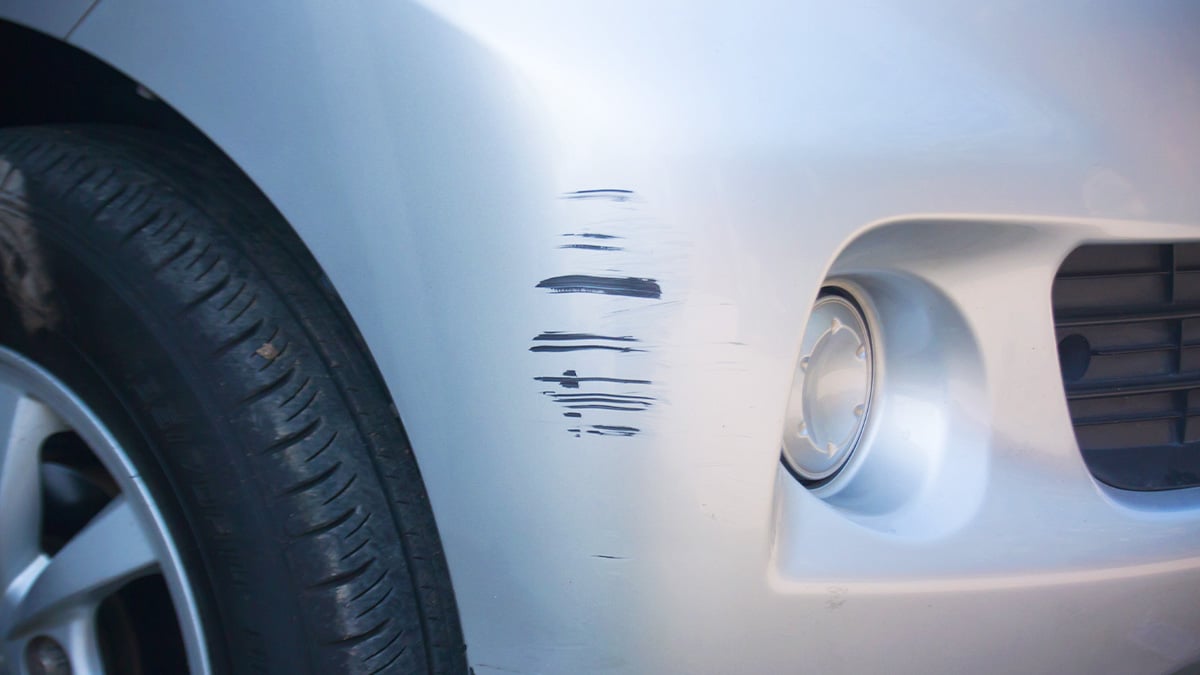 자동차 흠집