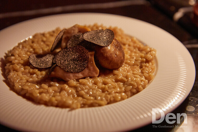 다섯가지 버섯 리소토.