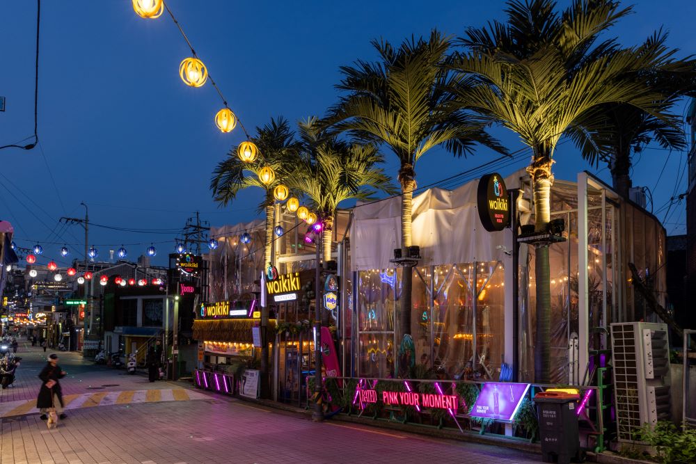 이태원 퀴논길 / 사진=서울관광재단