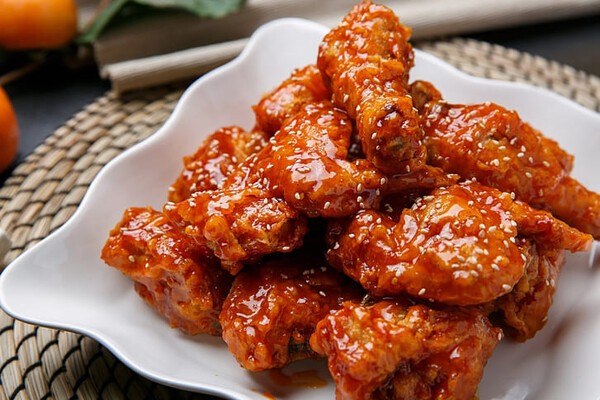 ⓒ게티이미지뱅크(양념치킨)