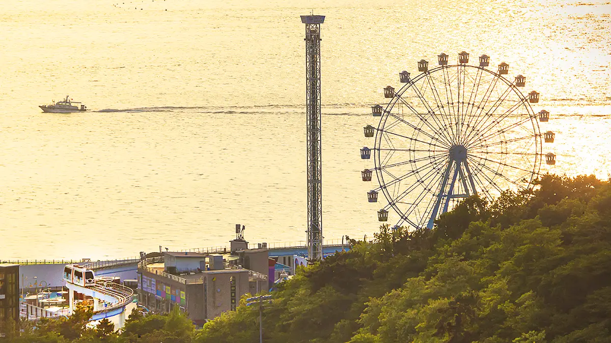 월미바다열차 노을 풍경